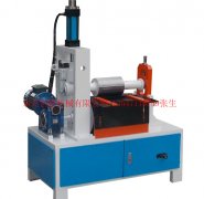 新型圓(yuán)弧自動卷闆機(ji)